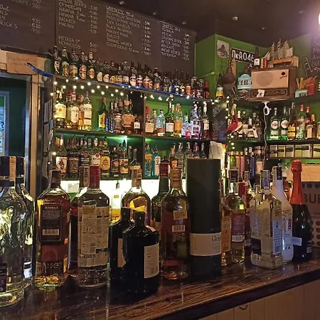 Maison d'hôtes Interhost Guest And *